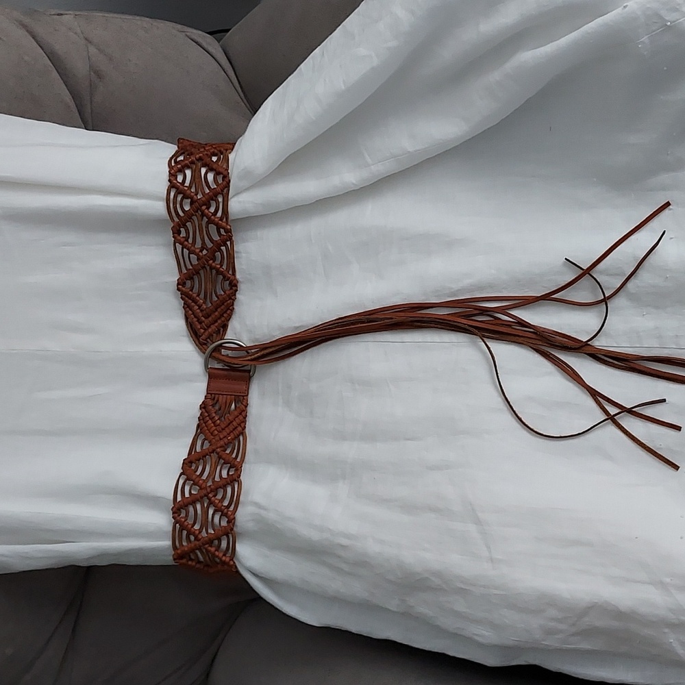 Leather belt with fringe L/Xl